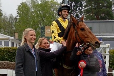 C Moon startet fjoråret med 1 annen og deretter 4 seire